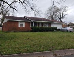  Plantation Dr, Little Rock AR