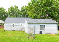 Pre-foreclosure Listing in COVE RD NW ROANOKE, VA 24017