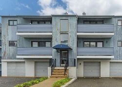 Pre-foreclosure in  DOMESSINA LN APT D1 Caldwell, NJ 07006