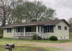 Pre-foreclosure Listing in BOB WHITE RD OAKLAND, TN 38060