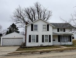 Pre-foreclosure Listing in W LOCUST ST LANARK, IL 61046