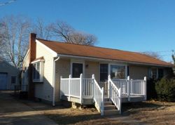 Pre-foreclosure in  ARCH ST Riverside, NJ 08075