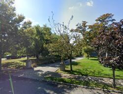 Pre-foreclosure in  SHORE LN Bay Shore, NY 11706