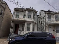 Pre-foreclosure in  RIVER ST Paterson, NJ 07524