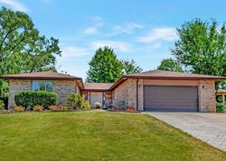 Pre-foreclosure in  118TH AVE Orland Park, IL 60467