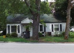 Pre-foreclosure Listing in OAK AVE LEXINGTON, NC 27292
