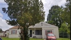 Pre-foreclosure in  MARLDALE DR Hampton, VA 23666