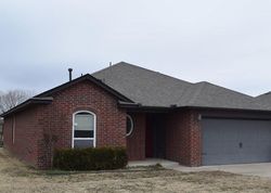 Pre-foreclosure Listing in N 132ND EAST AVE COLLINSVILLE, OK 74021
