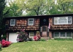 Pre-foreclosure in  OVERLOOK DR Sloatsburg, NY 10974