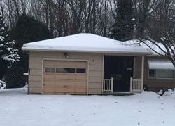 Pre-foreclosure in  WALNUT PARK Rochester, NY 14622