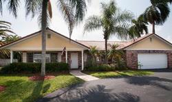 Pre-foreclosure in  SW 75TH TER Fort Lauderdale, FL 33317