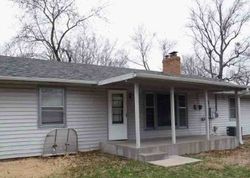 Pre-foreclosure in  SW INDIAN TRL Topeka, KS 66604