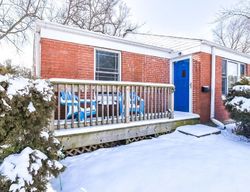 Pre-foreclosure in  N PRAIRIE AVE Crest Hill, IL 60403