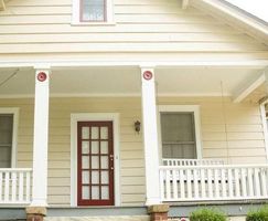 Pre-foreclosure in  AMSTERDAM AVE NE Atlanta, GA 30306