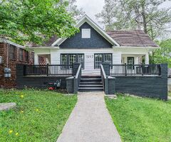 Pre-foreclosure in  OLYMPIAN CIR SW Atlanta, GA 30310