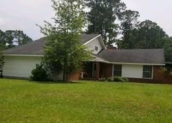 Pre-foreclosure in  SHERWOOD DR Nashville, GA 31639