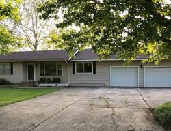 Pre-foreclosure in  S PETTIT AVE Hominy, OK 74035