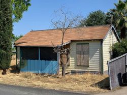 Pre-foreclosure in  WALNUT ST Armona, CA 93202