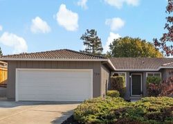 Pre-foreclosure in  PICADILLY CIR Vallejo, CA 94591