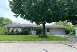 Pre-foreclosure in  ROHRER ST Clintonville, WI 54929