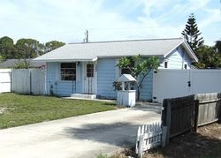 Pre-foreclosure Listing in E LANGSNER ST ENGLEWOOD, FL 34223