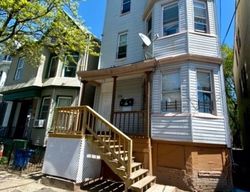  S 11th St, Newark NJ