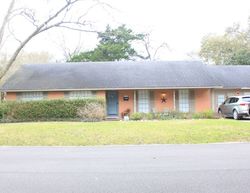 Pre-foreclosure Listing in S LEE ST ALVIN, TX 77511