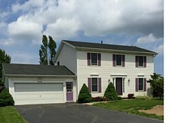 Pre-foreclosure in  LIMPET DR Webster, NY 14580