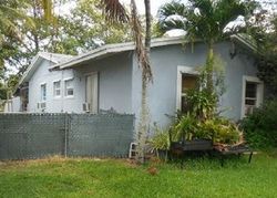 Pre-foreclosure in  BEL AIRE DR Miami, FL 33157