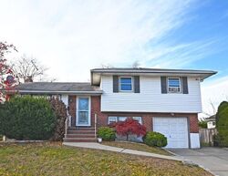 Pre-foreclosure in  OSBORNE RD West Hempstead, NY 11552