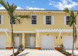Pre-foreclosure in  NW 40TH WAY Fort Lauderdale, FL 33313