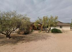 Pre-foreclosure in  N QUAIL RUN RD Paradise Valley, AZ 85253