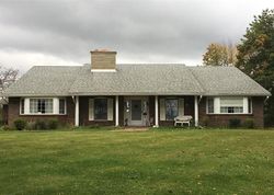 Pre-foreclosure Listing in STURGEON POINT RD DERBY, NY 14047