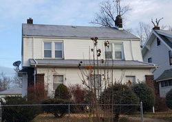 Pre-foreclosure in  NORWOOD AVE Youngstown, OH 44504