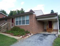 Pre-foreclosure in  HOLLAND DR Kingsport, TN 37663