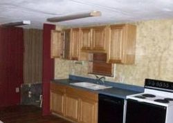Pre-foreclosure in  BAYLOR AVE Keystone Heights, FL 32656