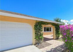 Pre-foreclosure in  BAYCREST DR Venice, FL 34285