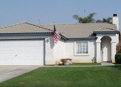 Pre-foreclosure Listing in REDWOOD MEADOW DR BAKERSFIELD, CA 93308