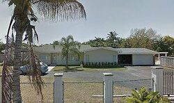  Sw 199th St, Miami FL