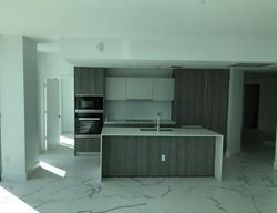 Pre-foreclosure in  NE 7TH AVE UNIT 707 Miami, FL 33137