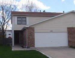 Pre-foreclosure in  POST OAK CT Crest Hill, IL 60403