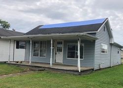 Pre-foreclosure Listing in S 6TH ST IRONTON, OH 45638