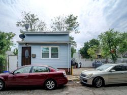 Pre-foreclosure in  COLUMBIA ST Orange, NJ 07050