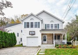 Pre-foreclosure in  TENNIS CT Glen Head, NY 11545