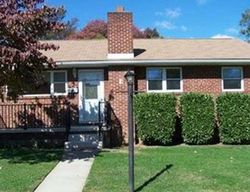 Pre-foreclosure Listing in E LINWOOD AVE MAPLE SHADE, NJ 08052