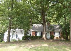 Pre-foreclosure in  WESTHALL AVE Louisville, KY 40214