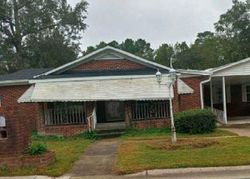 Pre-foreclosure in  GARFIELD AVE Suffolk, VA 23434