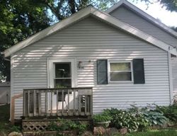 Pre-foreclosure in  W COURTLAND DR Silver Lake, IN 46982