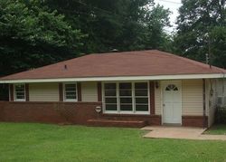 Pre-foreclosure Listing in 17TH AVE VALLEY, AL 36854