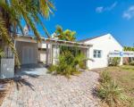  Bay Dr, Bradenton FL